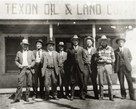 A group in front of the Texon Oil & Land Company